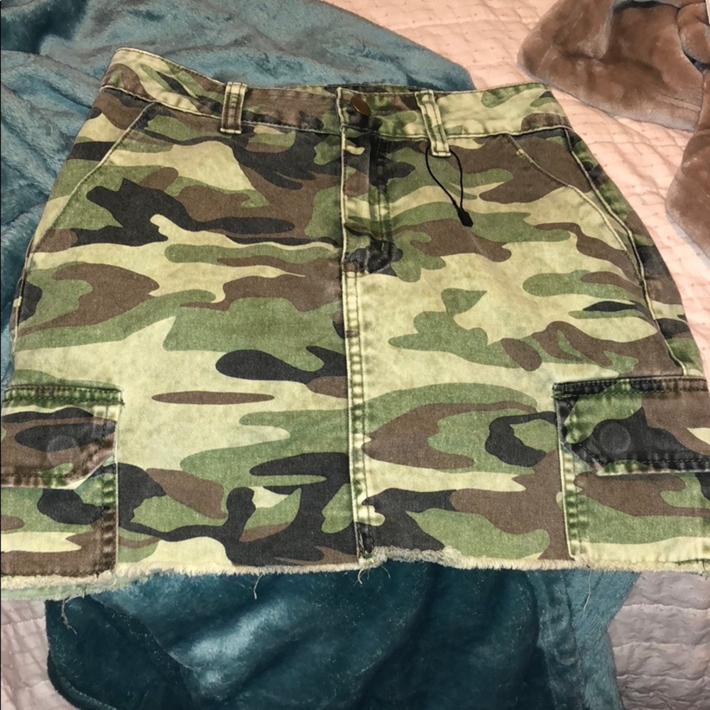 boohoo skirt never worn